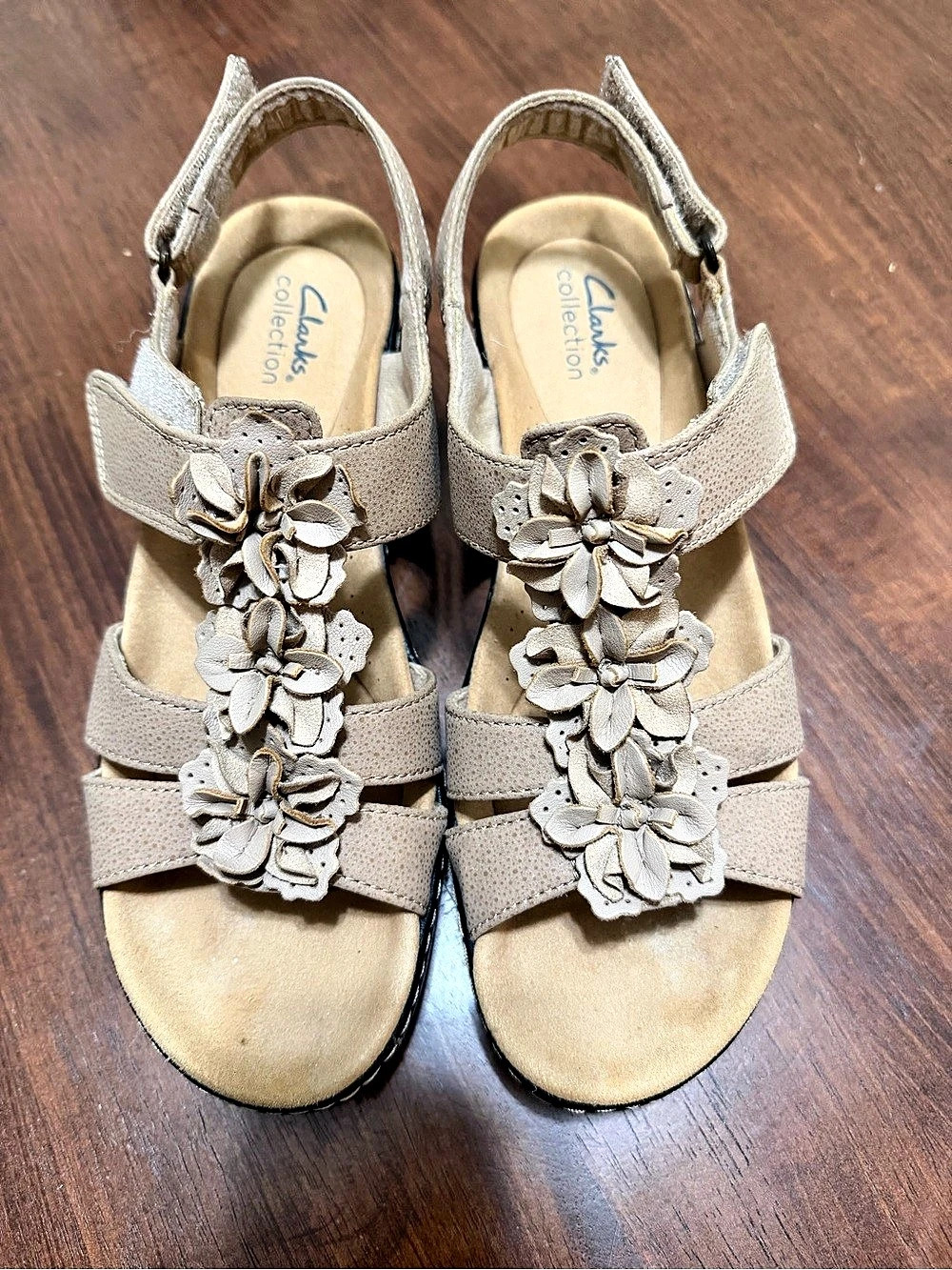 Clarks Merliah2 Belle Women's Floral Wedge Sandals Beige
